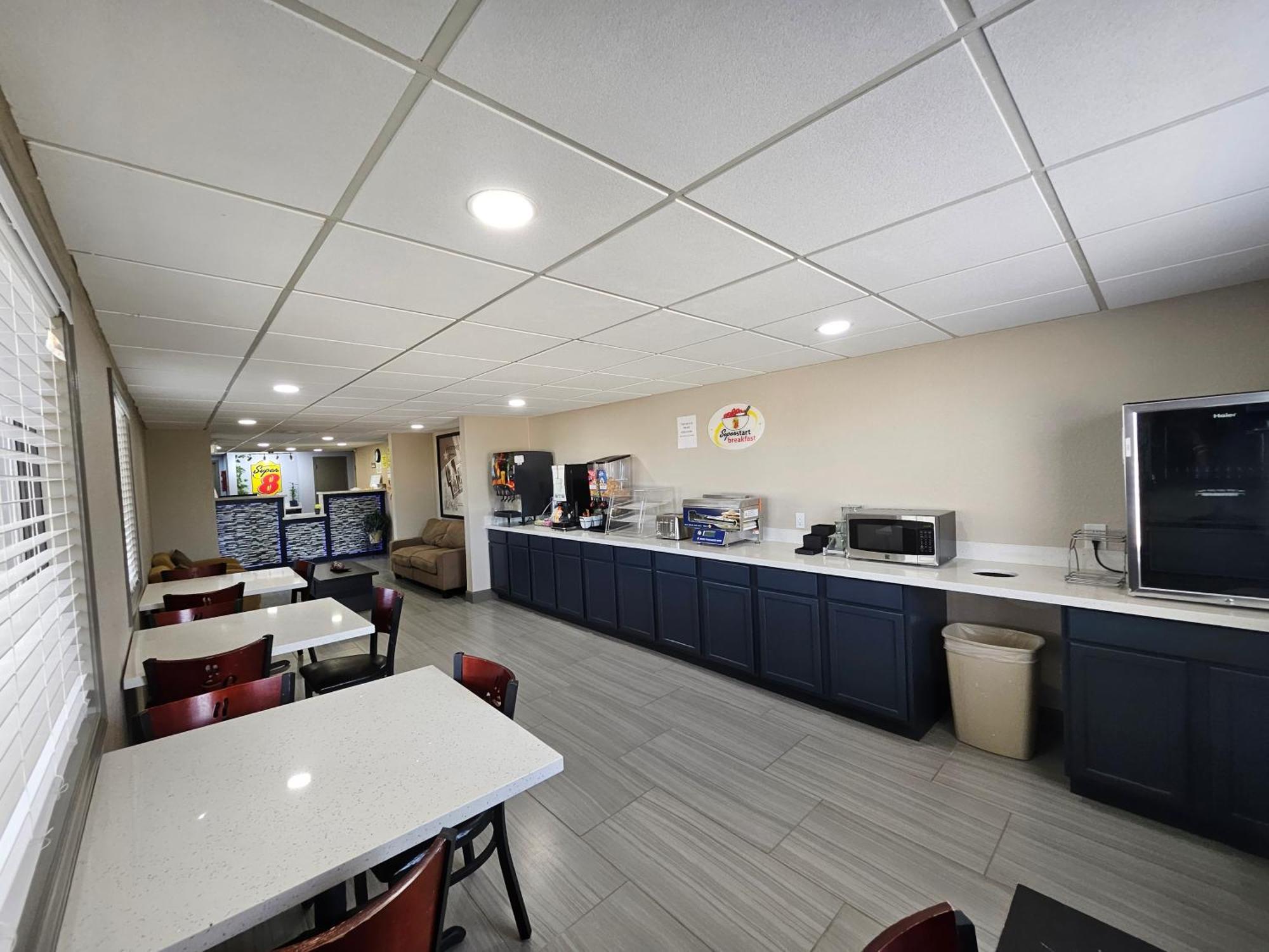 Super 8 By Wyndham Buffalo Luaran gambar
