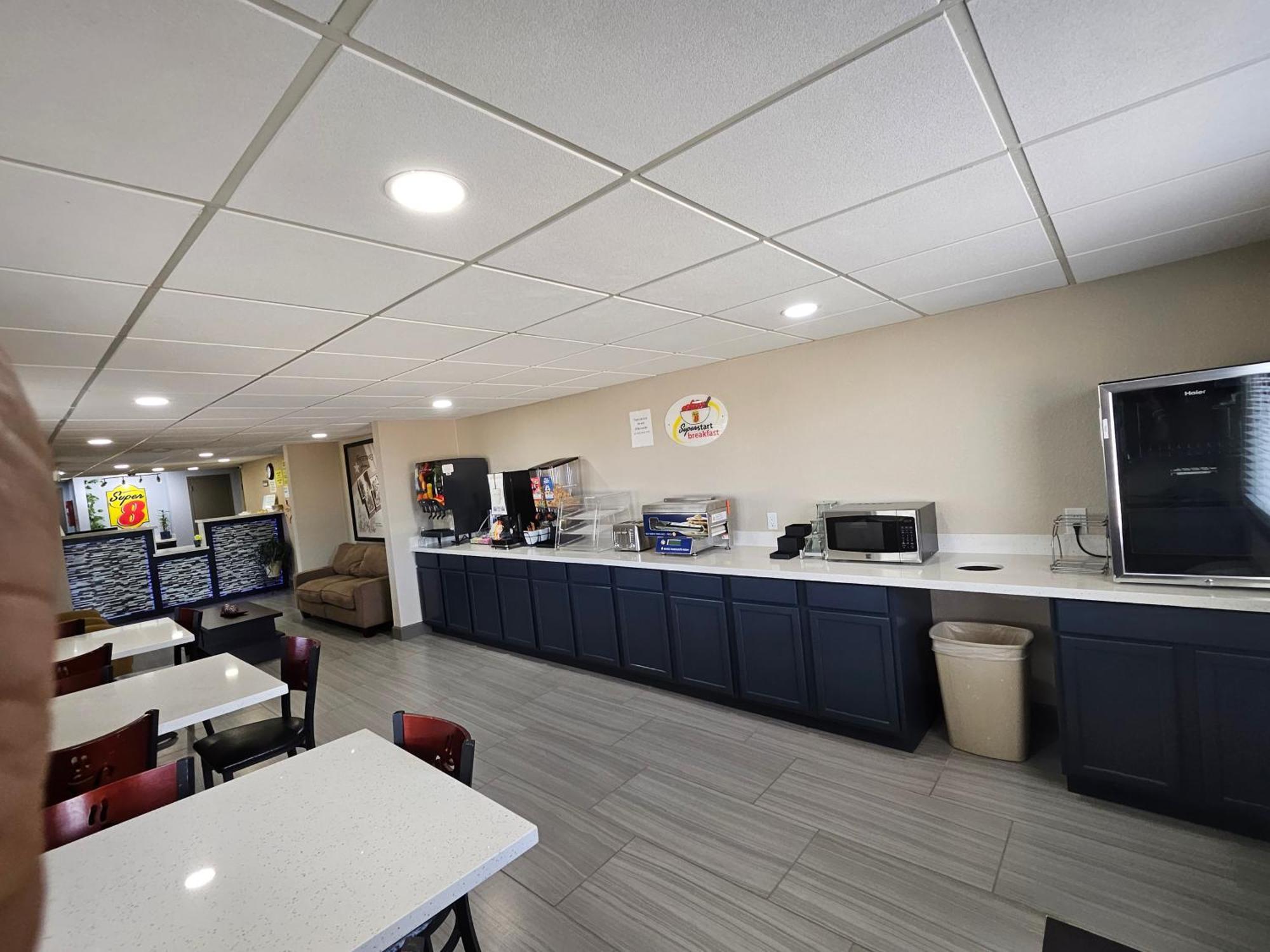 Super 8 By Wyndham Buffalo Luaran gambar